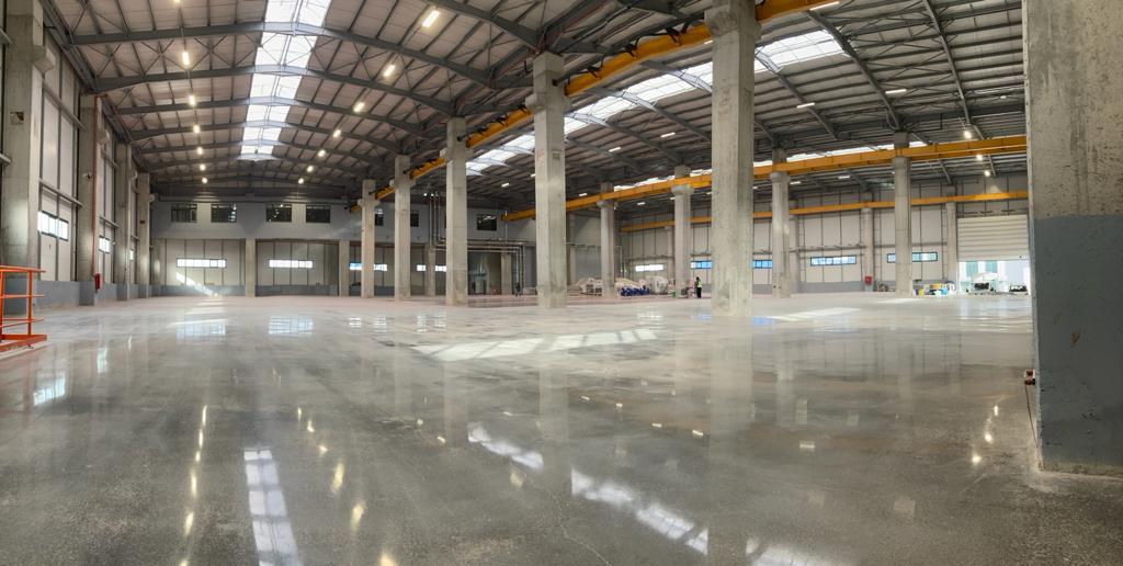 Epoksi zemin kaplama ve beton silim uygulaması