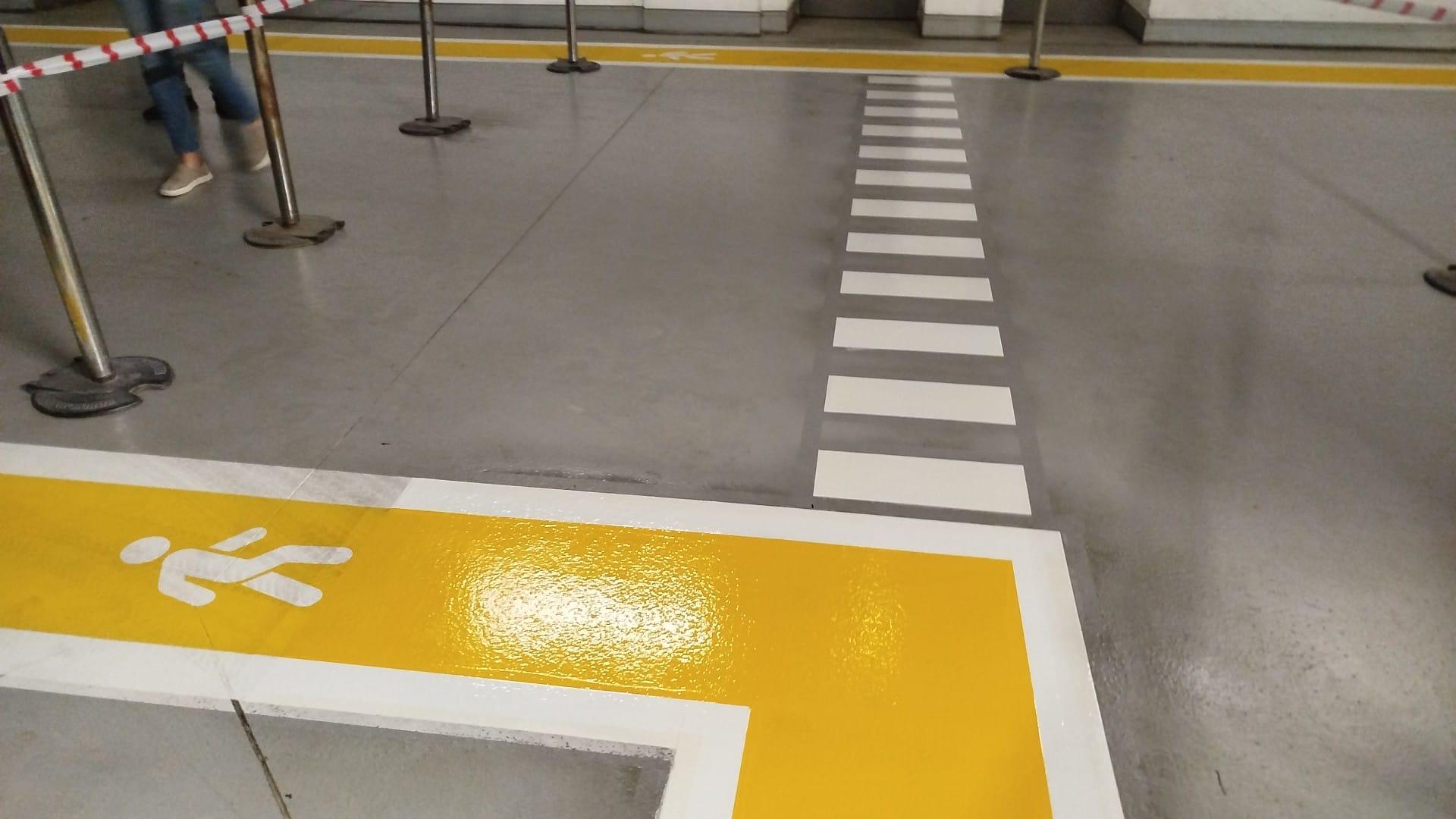 Otopark zemin çizgi ve yönlendirme uygulaması