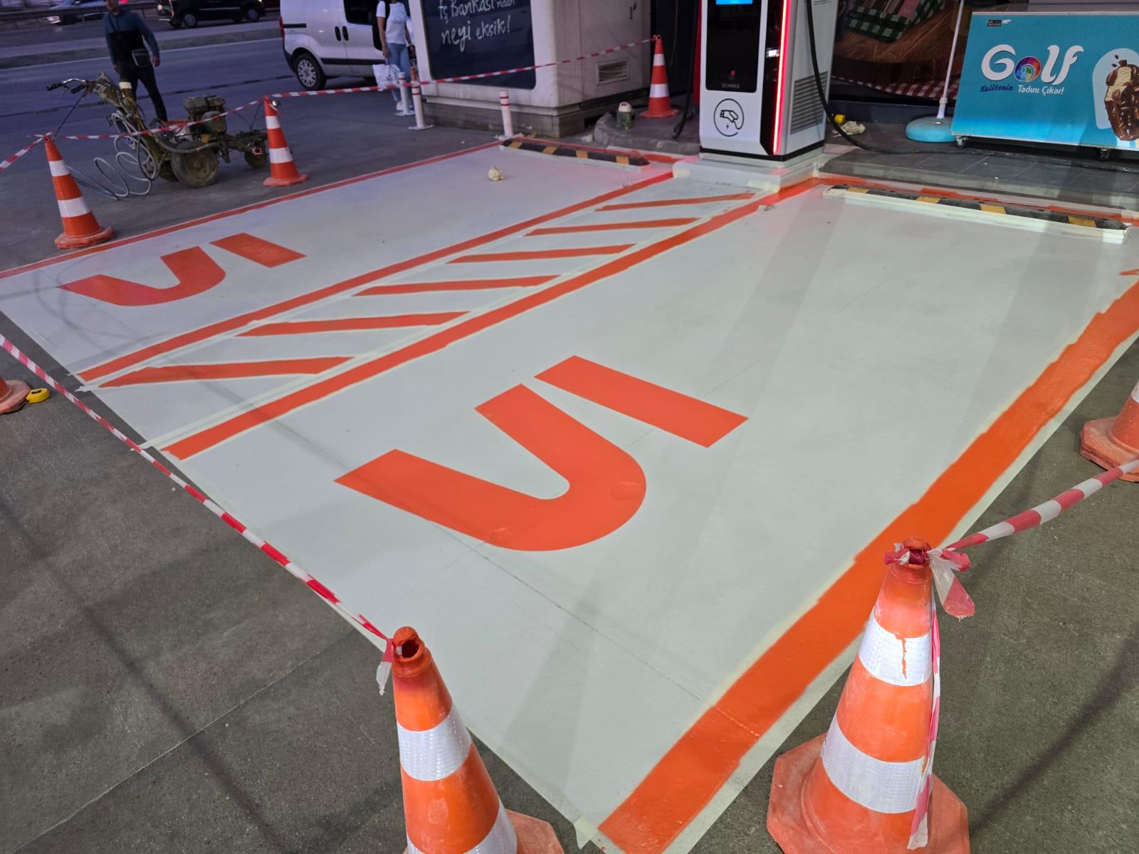 Yaya ve trafik yön çizgisi uygulaması
